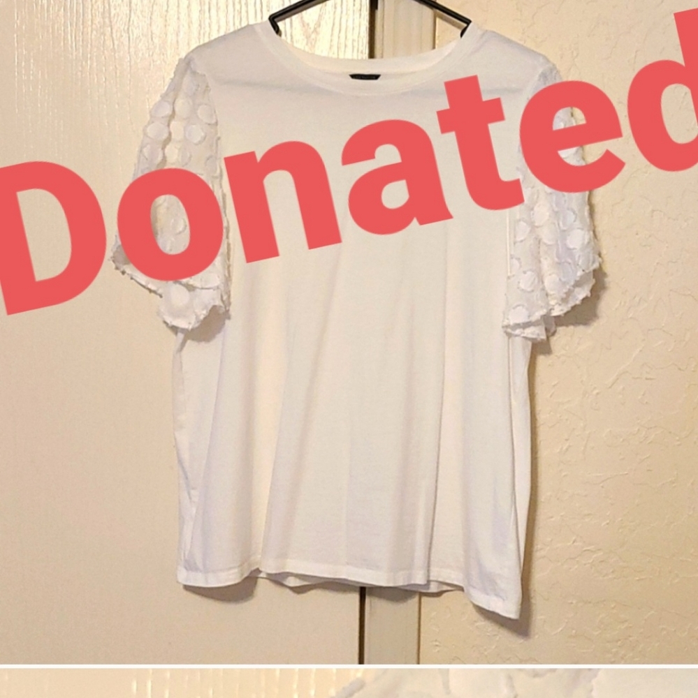 DONATED.       Medium Ann Taylor white blouse